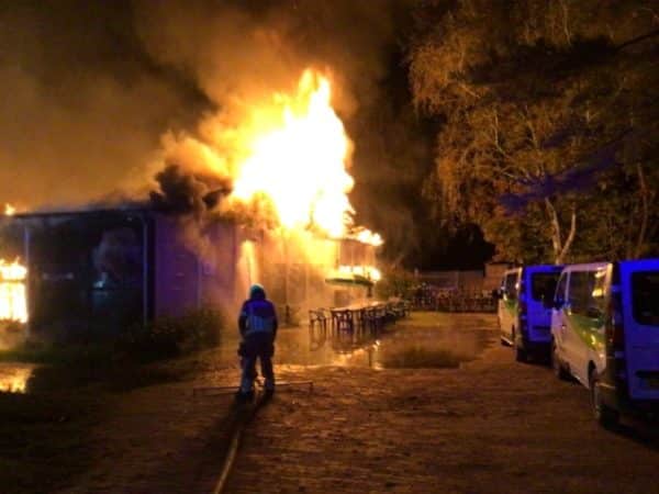 Grote brand in werkplaats Beekse Bergen