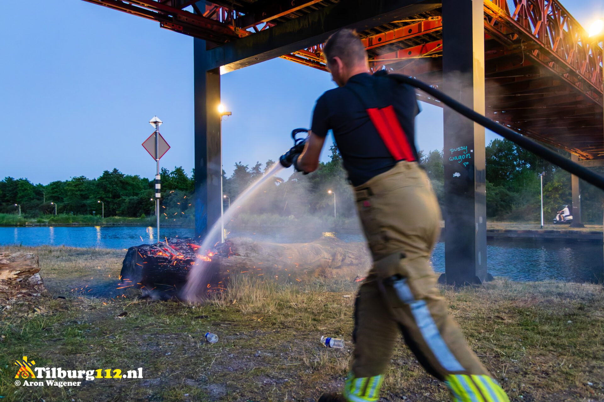 Opnieuw brand bij boomstronk Poseidonpad Tilburg